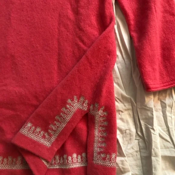 Tommy Bahama Cashmere Sweater - Picture 8 of 10